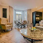 Derwent House Apartments